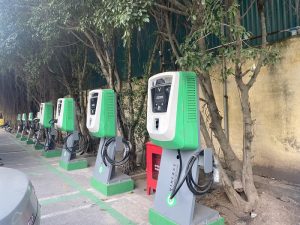 2.000 trạm sạc xe điện VinFast đang được triển khai như thế nào?