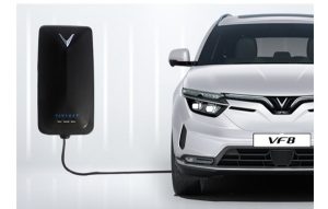 Bộ Sạc Treo Tường AC 7,4 kW tại nhà an toàn cho ô tô điện VinFast